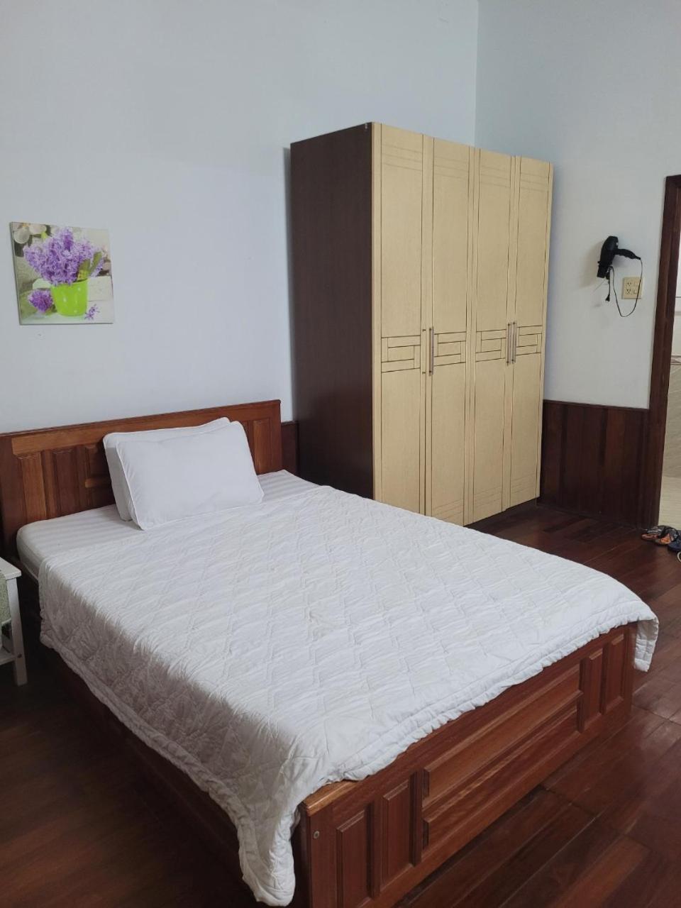 Hostel Ngoc Lien Tuy Hoa Eksteriør billede